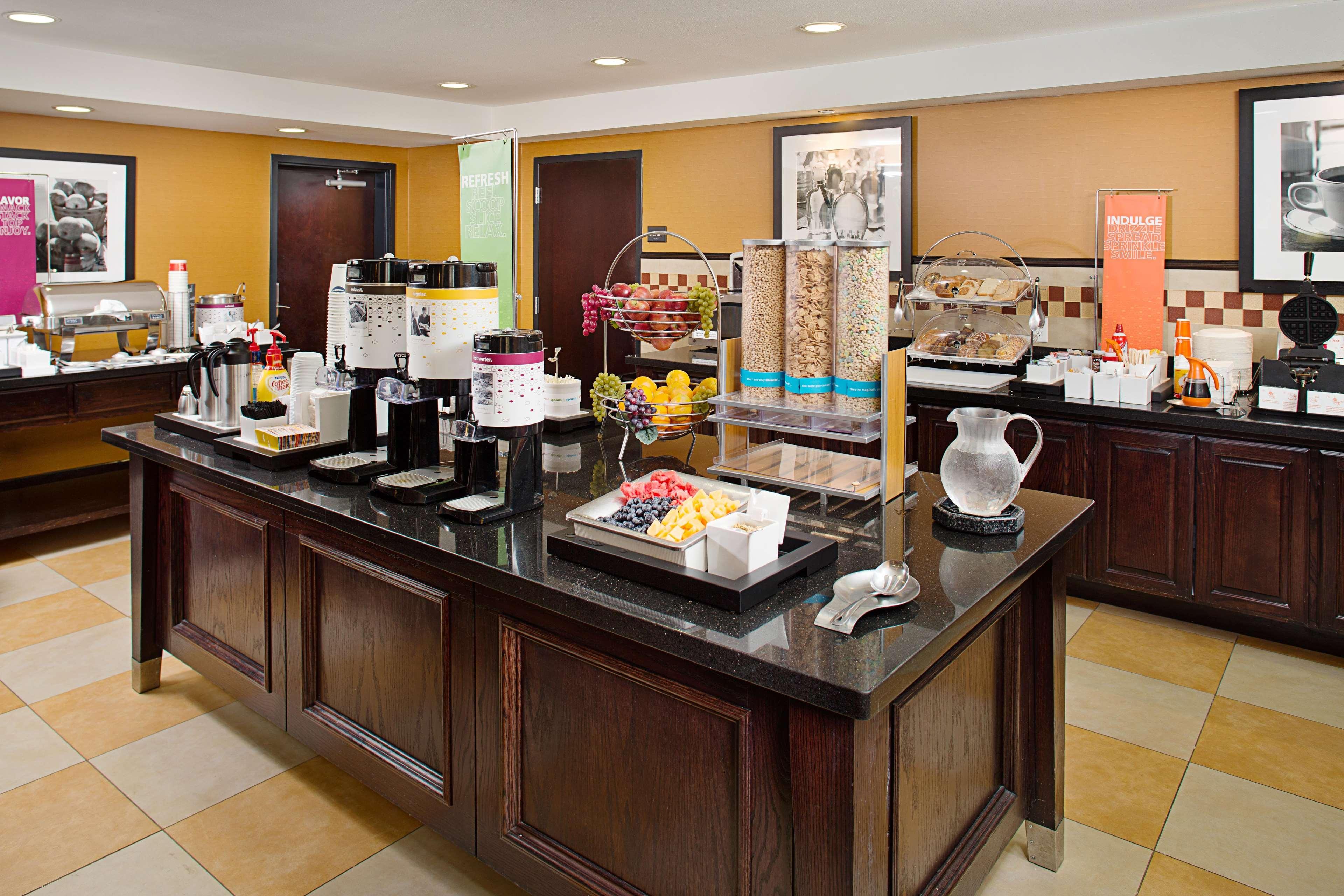 Hampton Inn And Suites Dallas/Lewisville-Vista Ridge Mall Extérieur photo