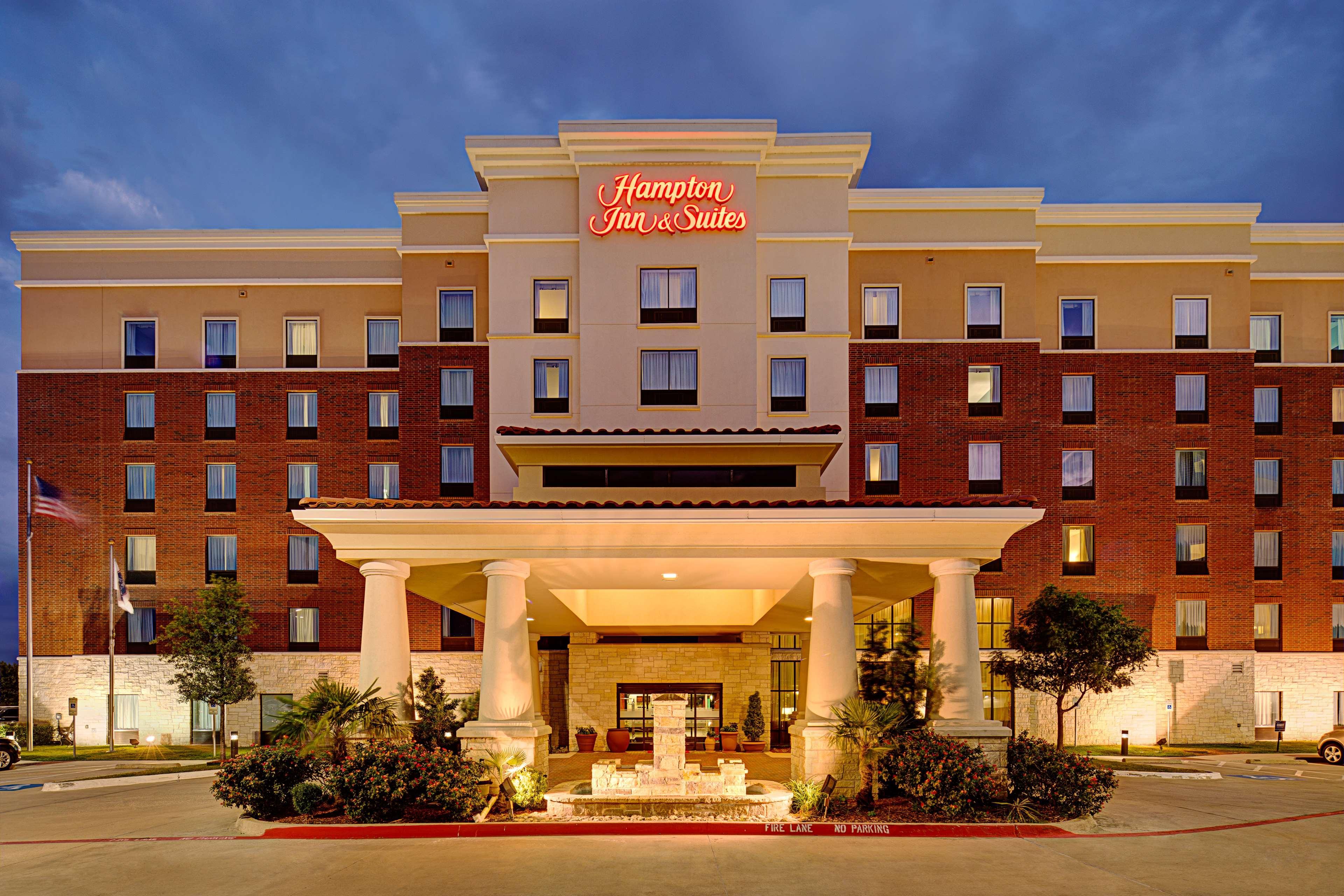 Hampton Inn And Suites Dallas/Lewisville-Vista Ridge Mall Extérieur photo